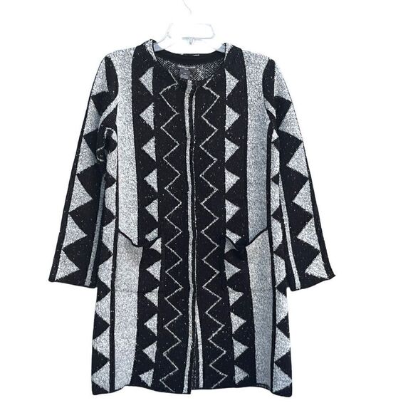 CHELSEA & Theodore Sweater Jacket Black and White Aztec Snap Front Women's PS - Picture 2 of 6